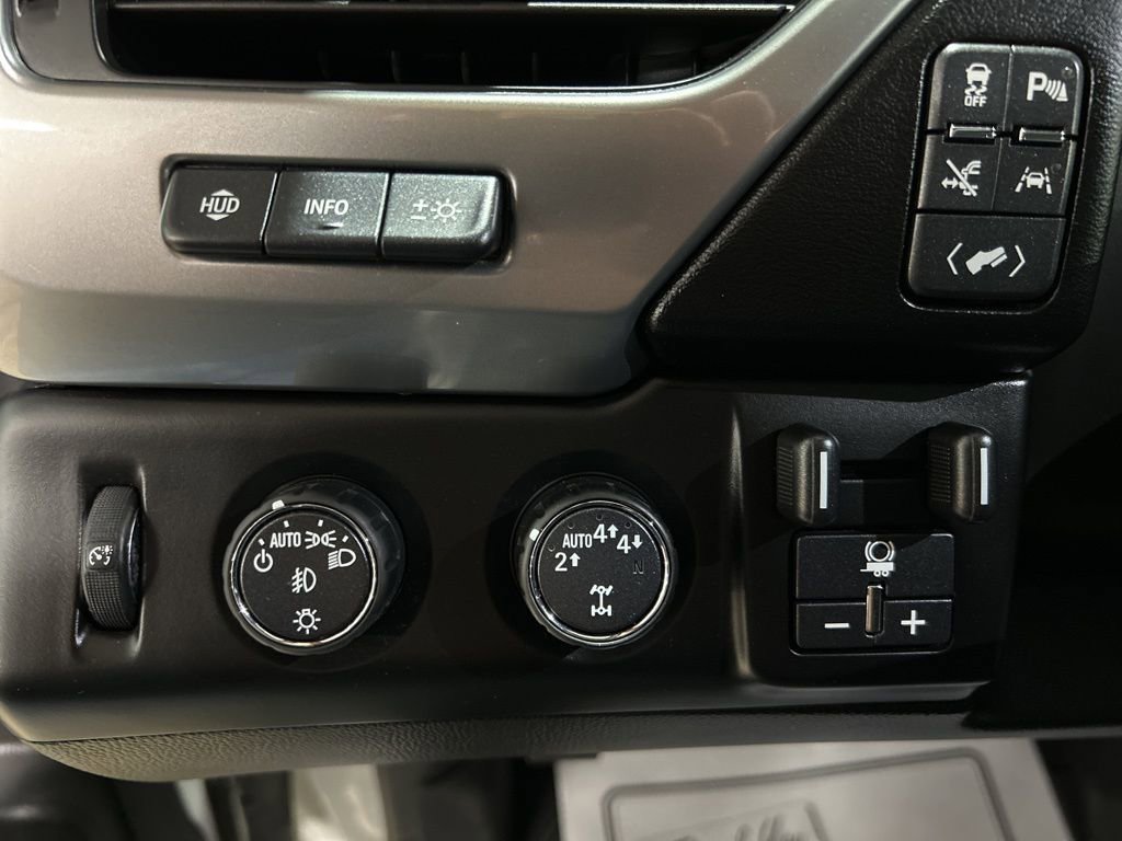 Used 2019 Chevrolet Suburban Premier image 23