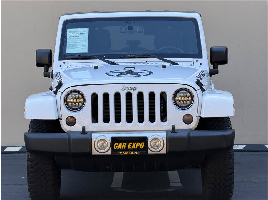 Used 2015 Jeep Wrangler Unlimited Sahara w/ Connectivity Group AWD/4WD image 3