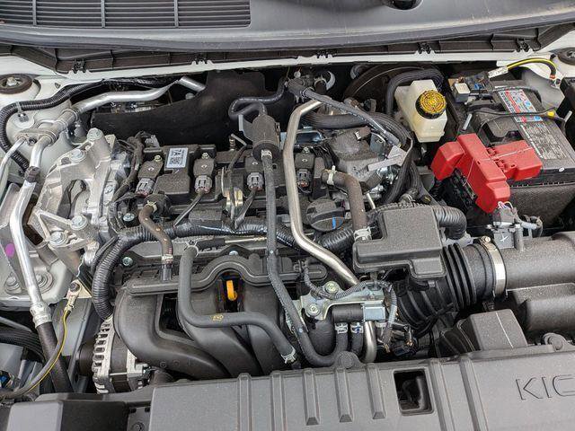 Used 2025 Nissan Kicks SR w/ Illumination Package FWD image 27