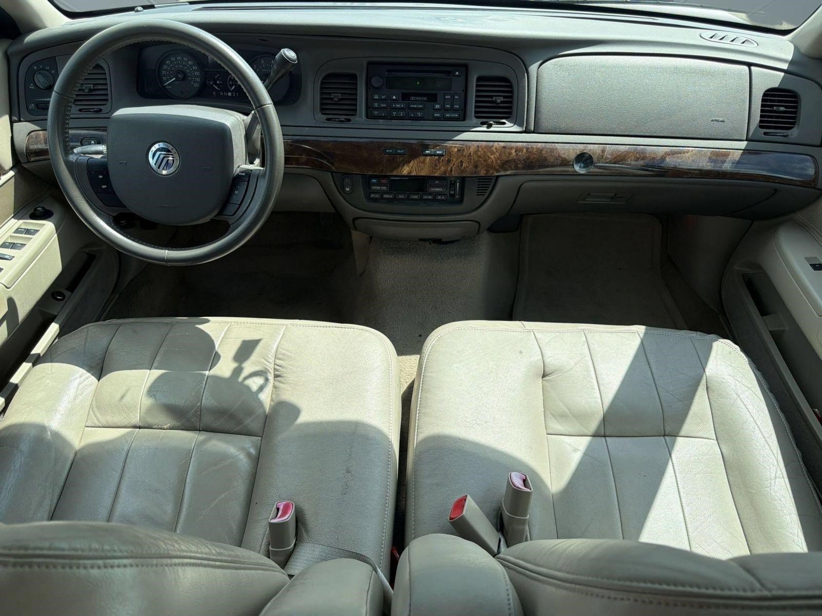 Used 2010 Mercury Grand Marquis LS RWD image 14