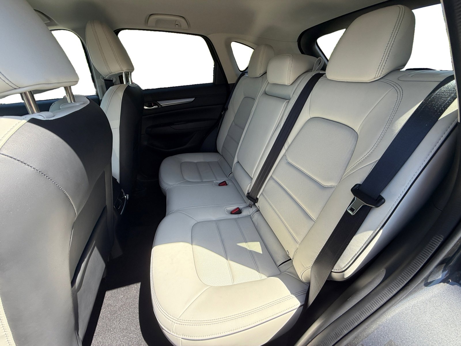 Used 2025 MAZDA CX-5 AWD 2.5 S w/ Preferred Package image 16