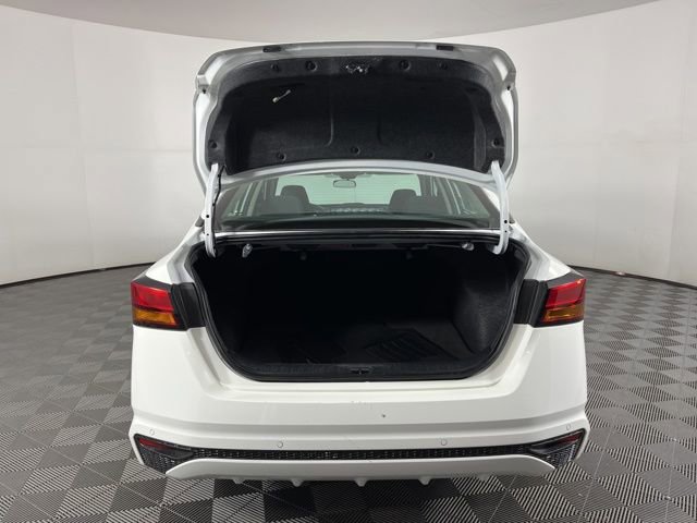 Used 2025 Nissan Altima 2.5 SV image 46