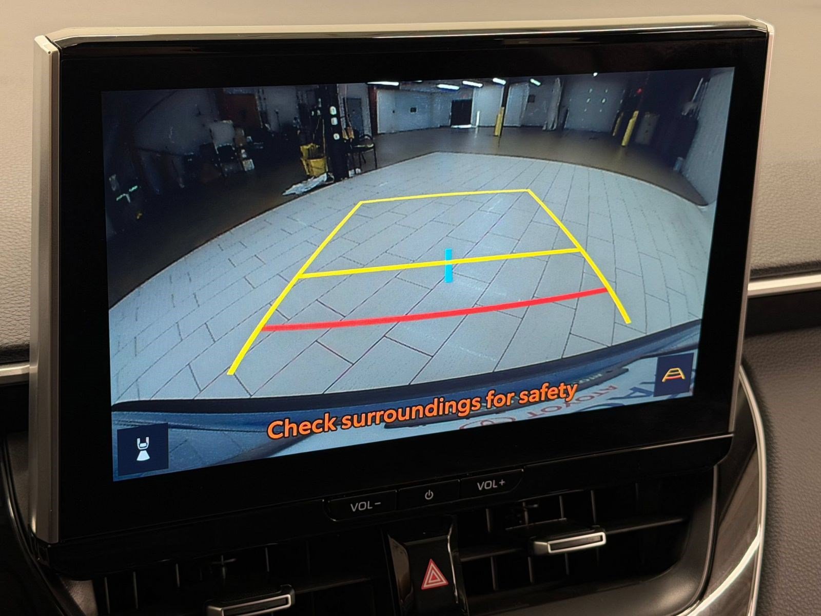 Used 2026 Toyota Corolla Cross XLE FWD image 22