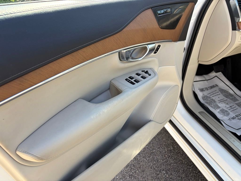 Used 2019 Volvo XC90 T6 Inscription w/ Advanced Package AWD/4WD image 6