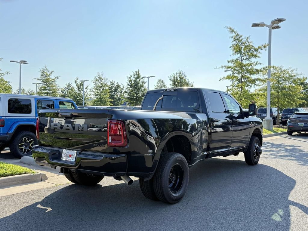 New 2026 RAM 3500 Big Horn AWD/4WD image 8