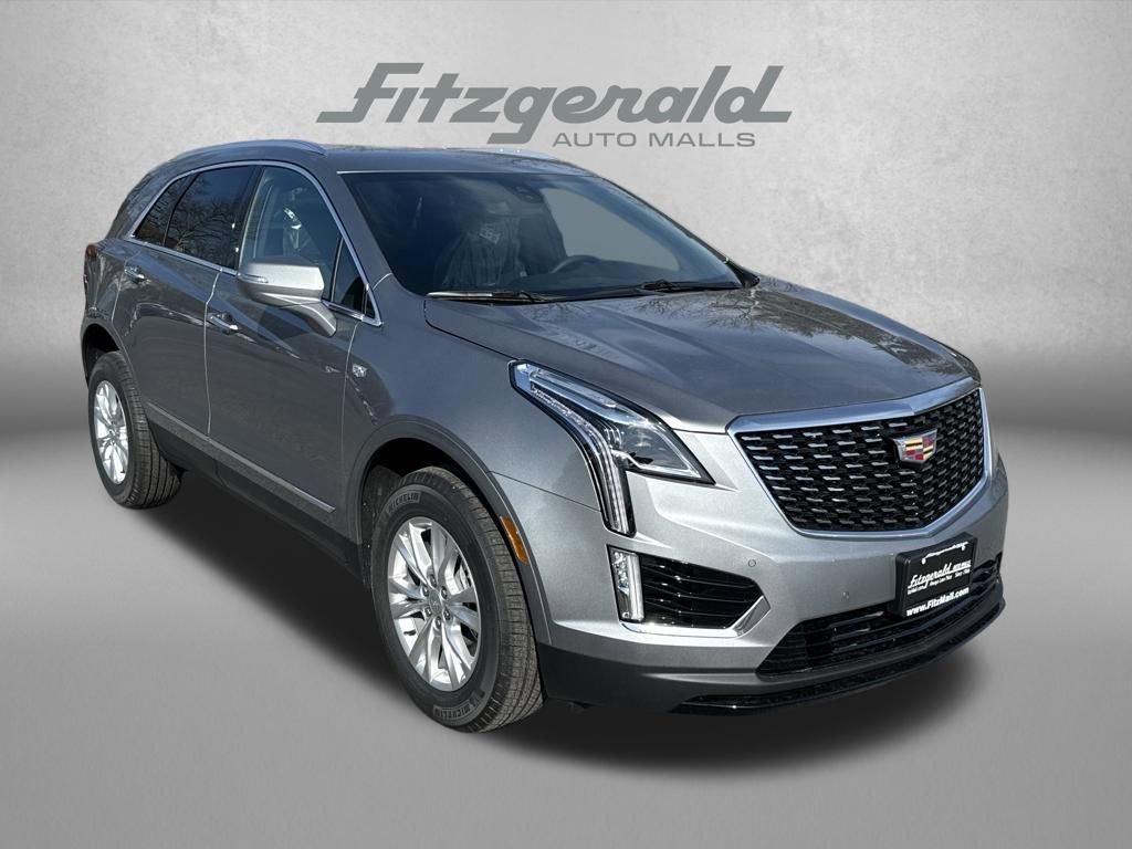 New 2026 Cadillac XT5 Luxury