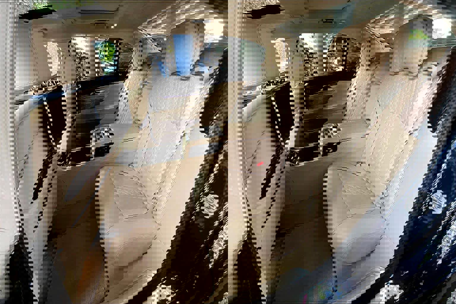 Used 2018 BMW 750i image 19