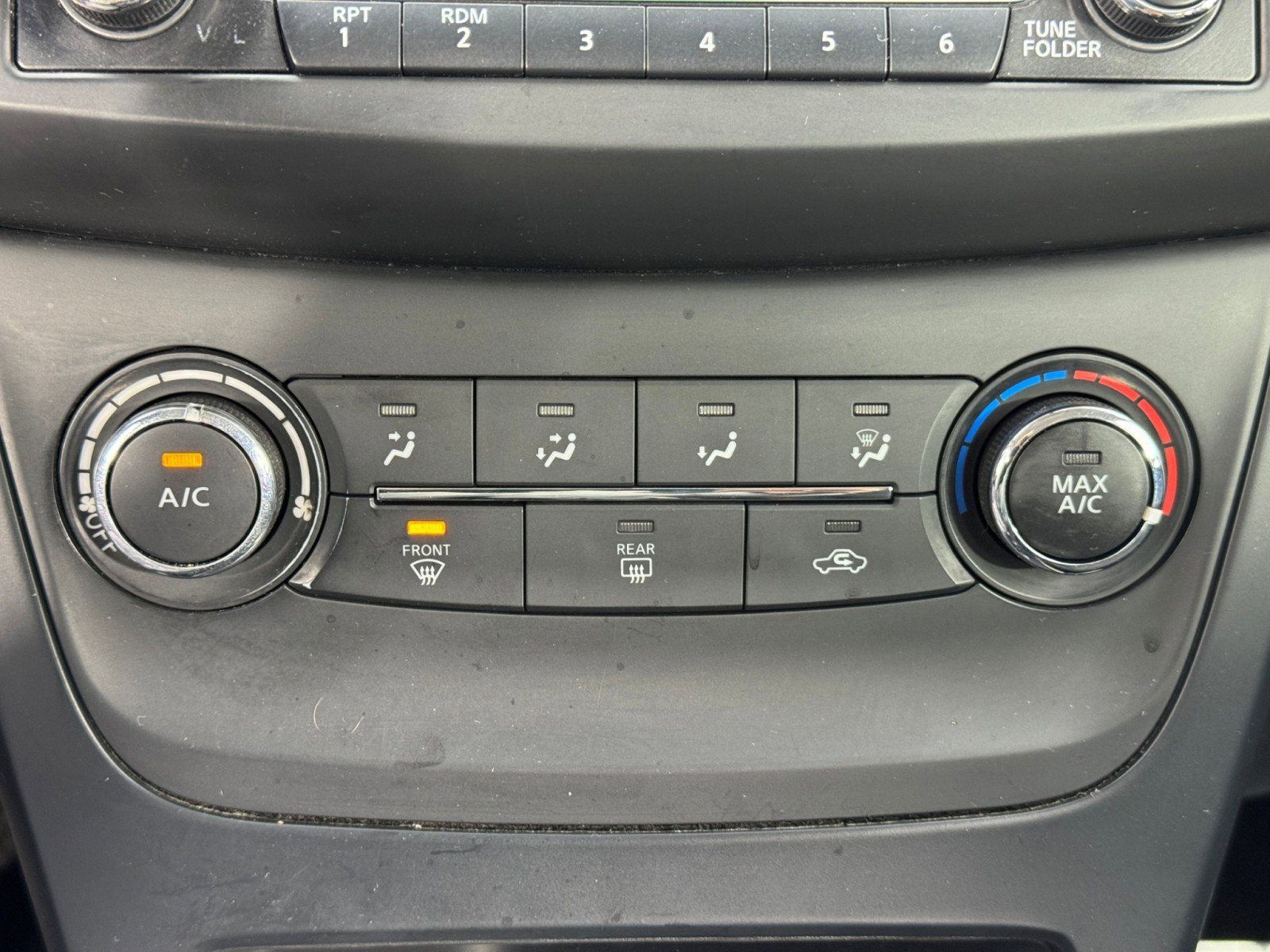 Used 2018 Nissan Sentra S image 25