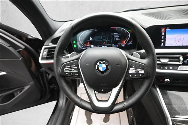 Used 2021 BMW 330i xDrive Sedan w/ Convenience Package AWD/4WD image 14