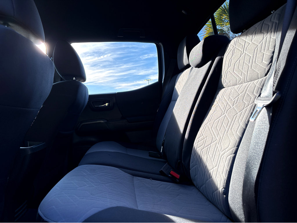 Used 2023 Toyota Tacoma TRD Off-Road image 18