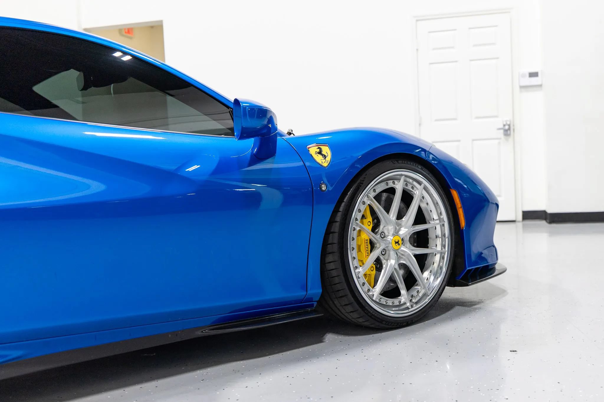 Used 2020 Ferrari F8 Tributo RWD image 30