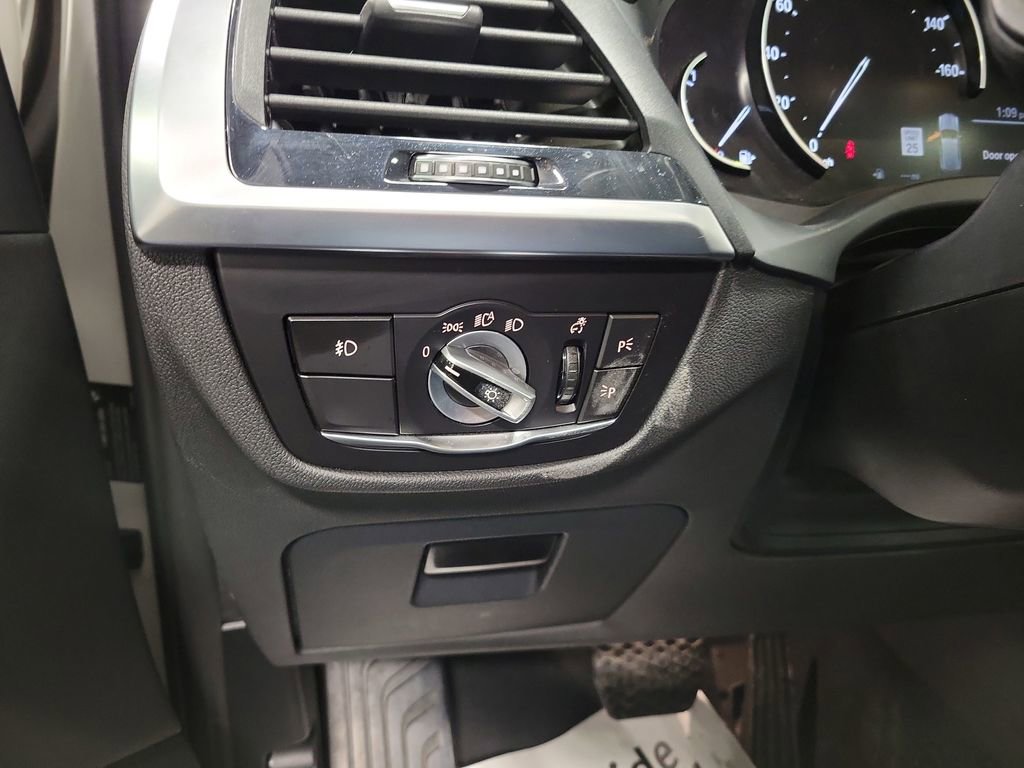 Used 2021 BMW X3 xDrive30i w/ Convenience Package image 22