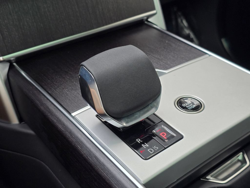 New 2026 Land Rover Range Rover SE AWD/4WD image 26