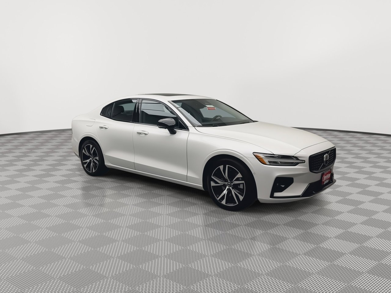 Used 2024 Volvo S60 B5 Plus image 33