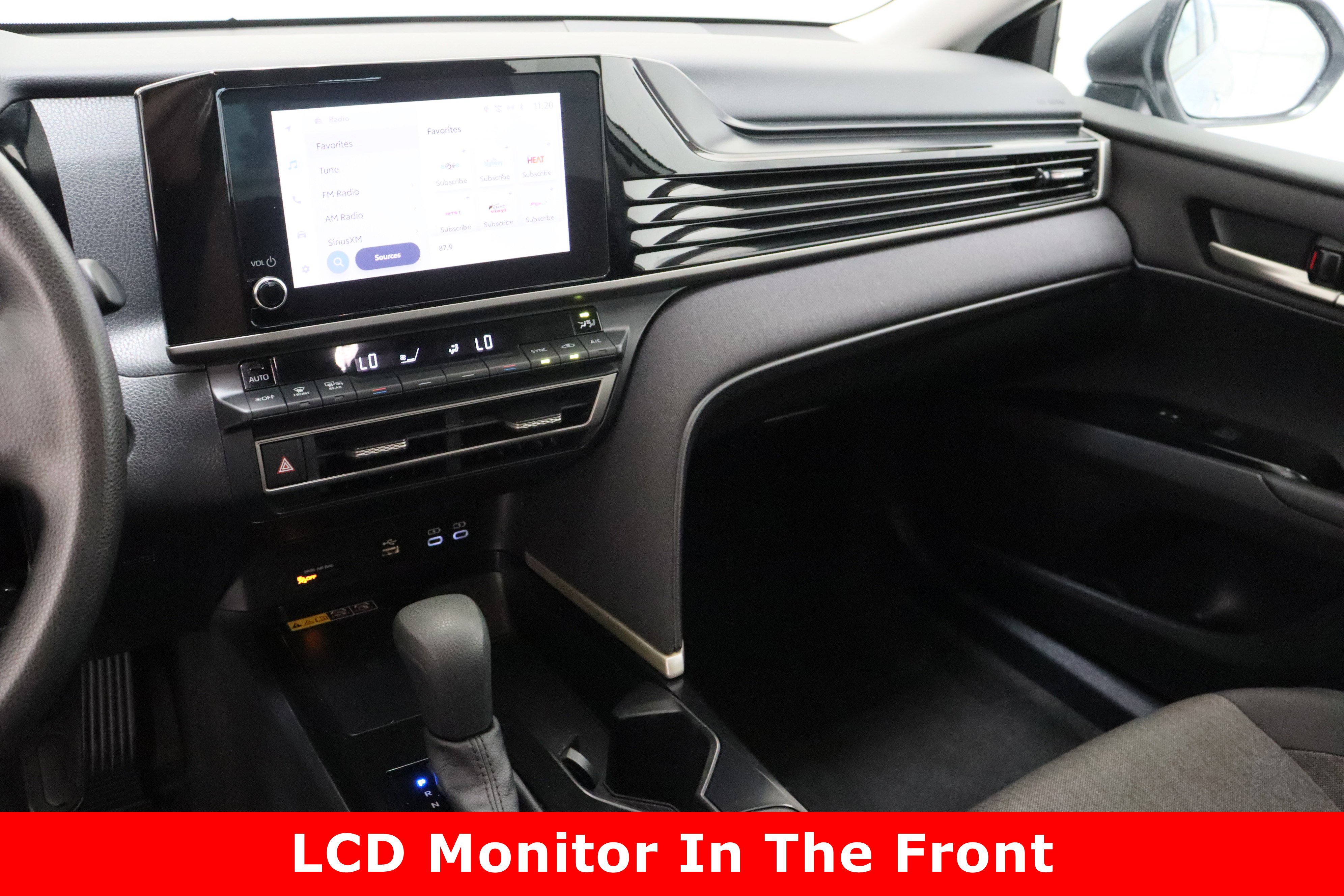 Used 2025 Toyota Camry LE FWD image 15