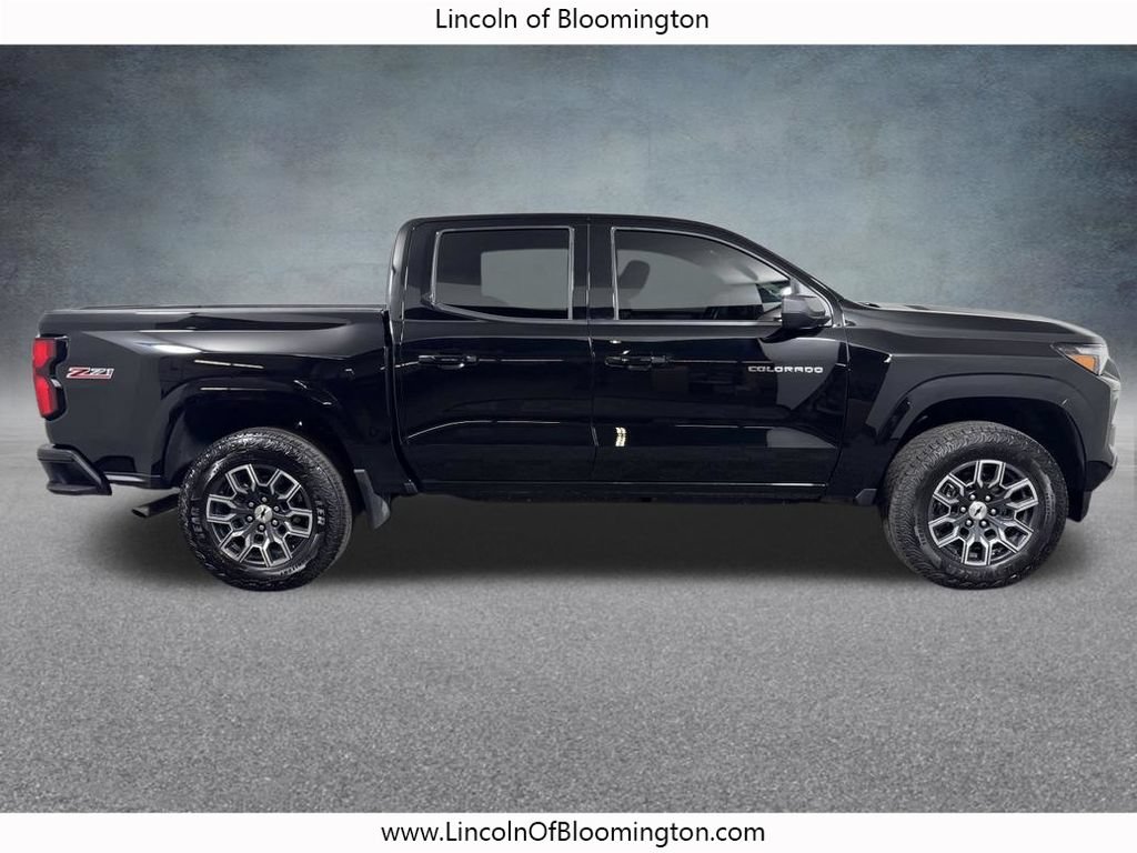 Used 2025 Chevrolet Colorado Z71 AWD/4WD image 8