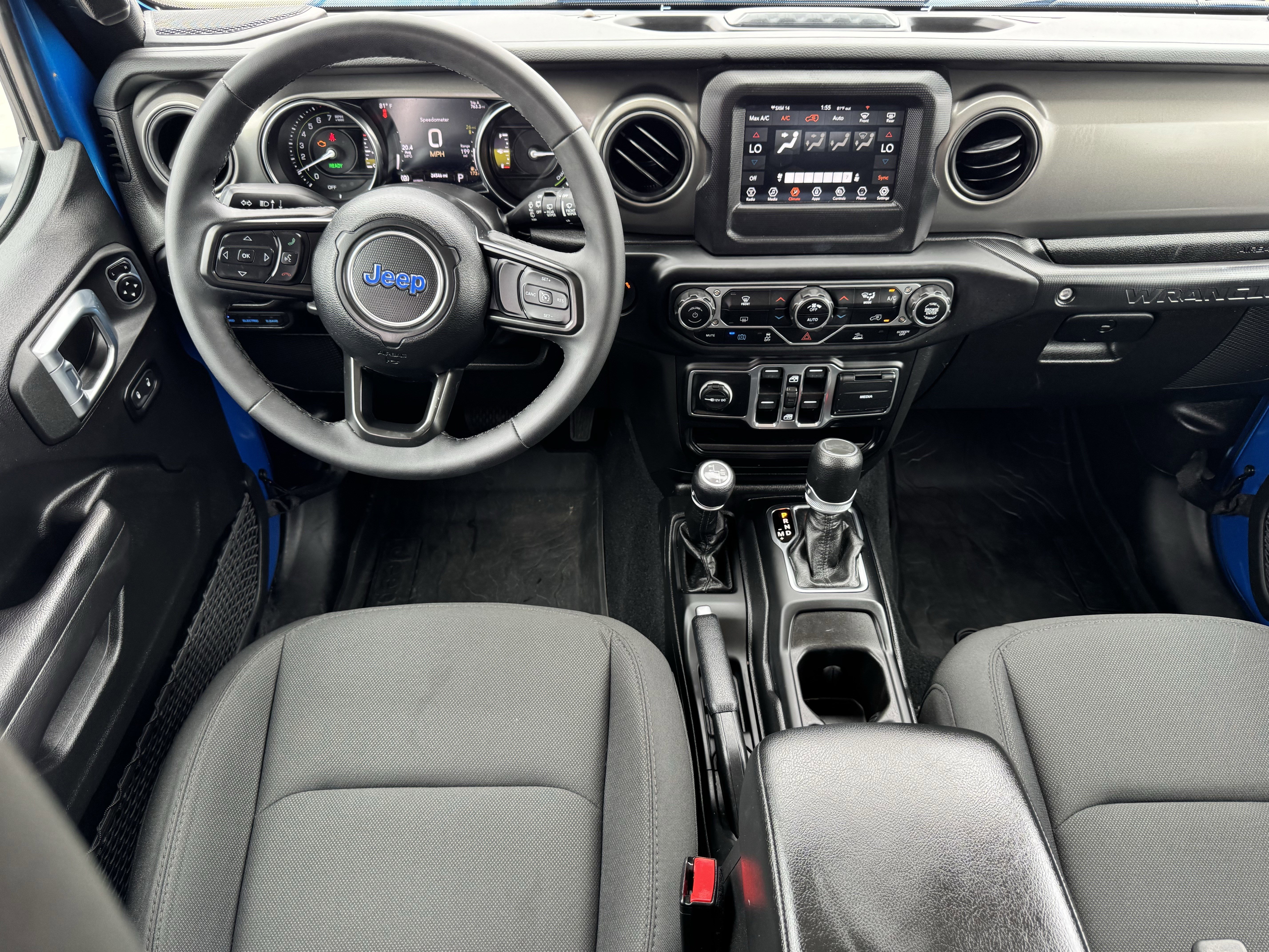 Used 2023 Jeep Wrangler Unlimited w/ Convenience Group AWD/4WD image 14