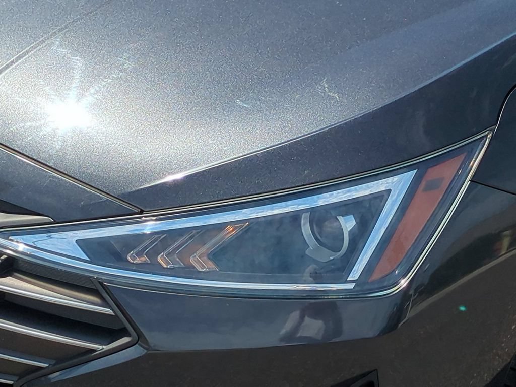 Used 2020 Hyundai Elantra Value Edition FWD image 10
