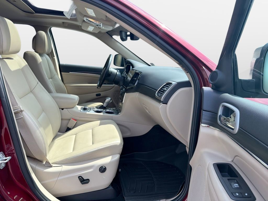 Used 2021 Jeep Grand Cherokee Limited image 29