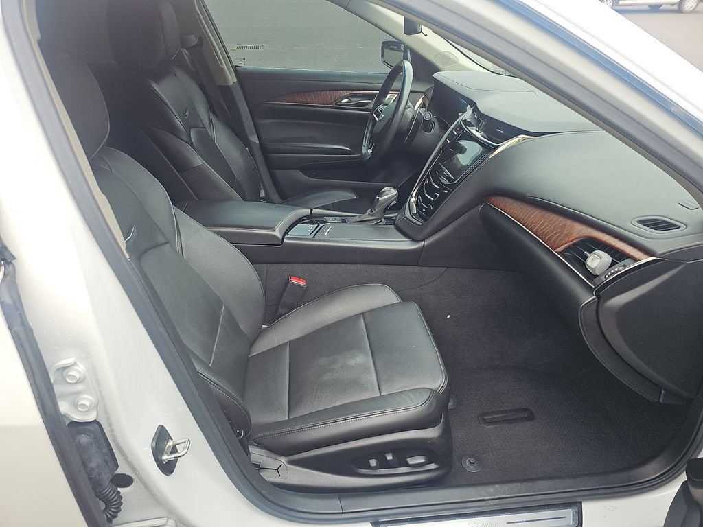 Used 2018 Cadillac CTS Luxury RWD image 10