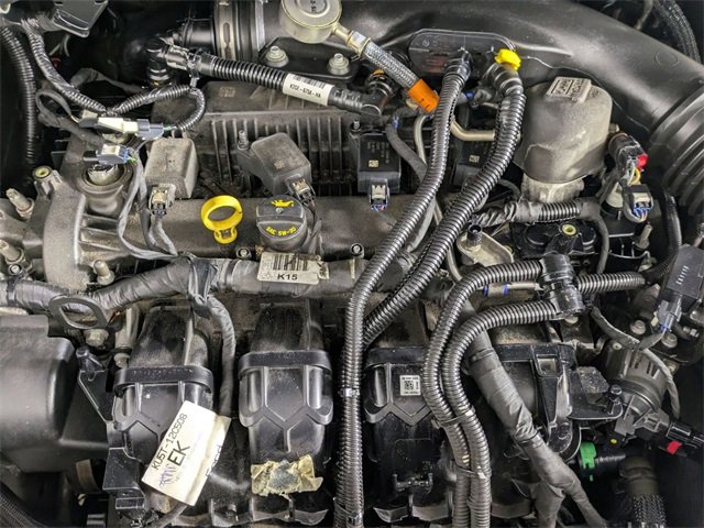 Used 2020 Ford Edge SE image 28