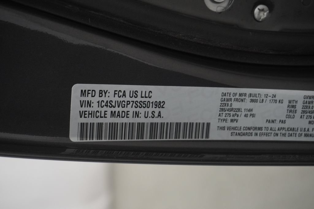 Certified 2025 Jeep Grand Wagoneer Series III w/ Rear Seat Video Group 1 AWD/4WD image 58