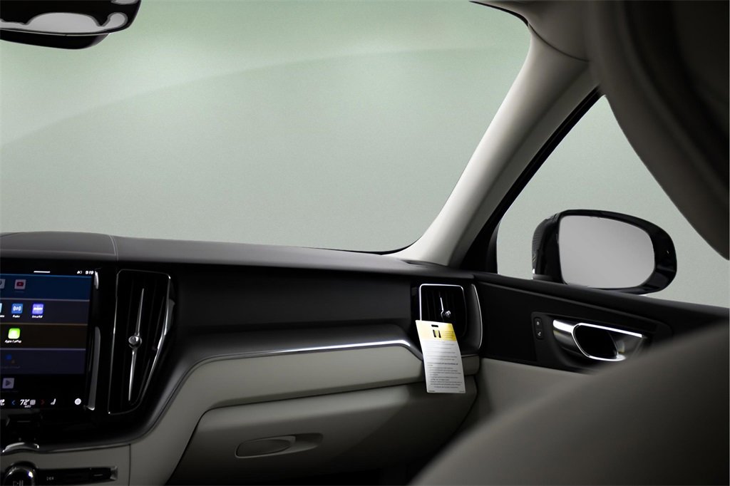 Certified 2025 Volvo XC60 T8 Core w/ Protection Package Premier image 36