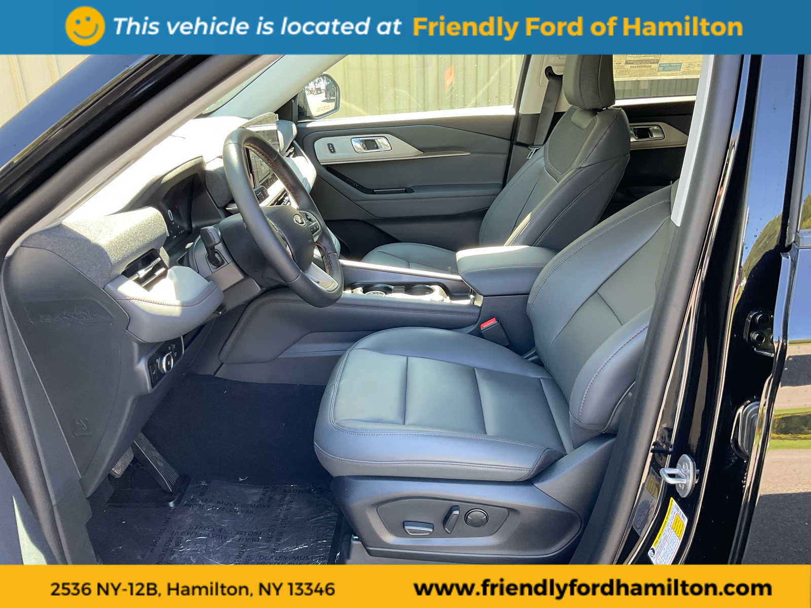 Used 2025 Ford Explorer Active image 19