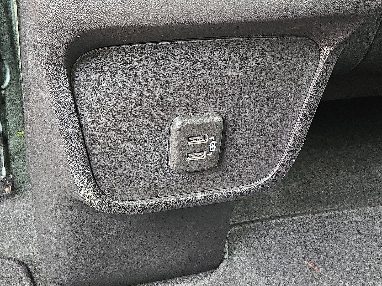 Used 2024 Chevrolet Equinox LT AWD/4WD image 17