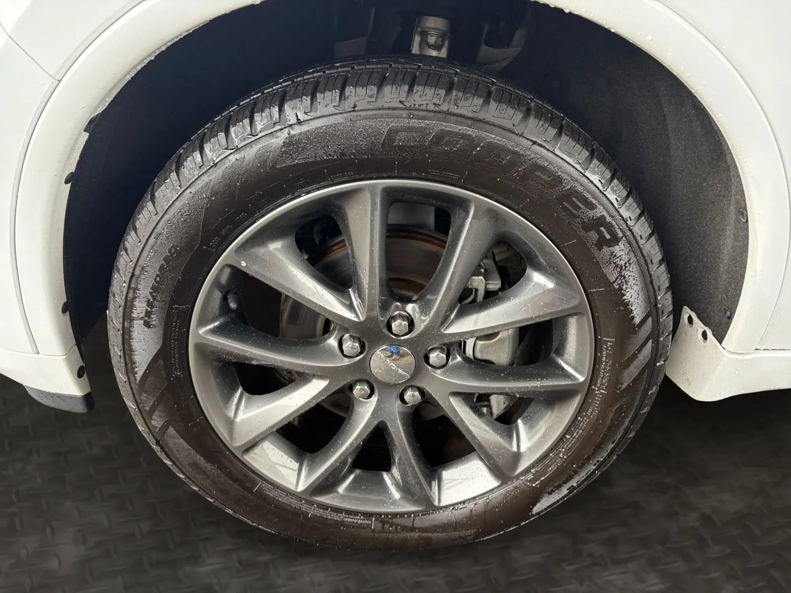 Used 2018 Dodge Durango GT w/ Premium Group AWD/4WD image 37