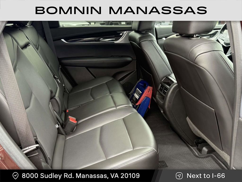 Used 2023 Cadillac XT5 Premium Luxury image 11