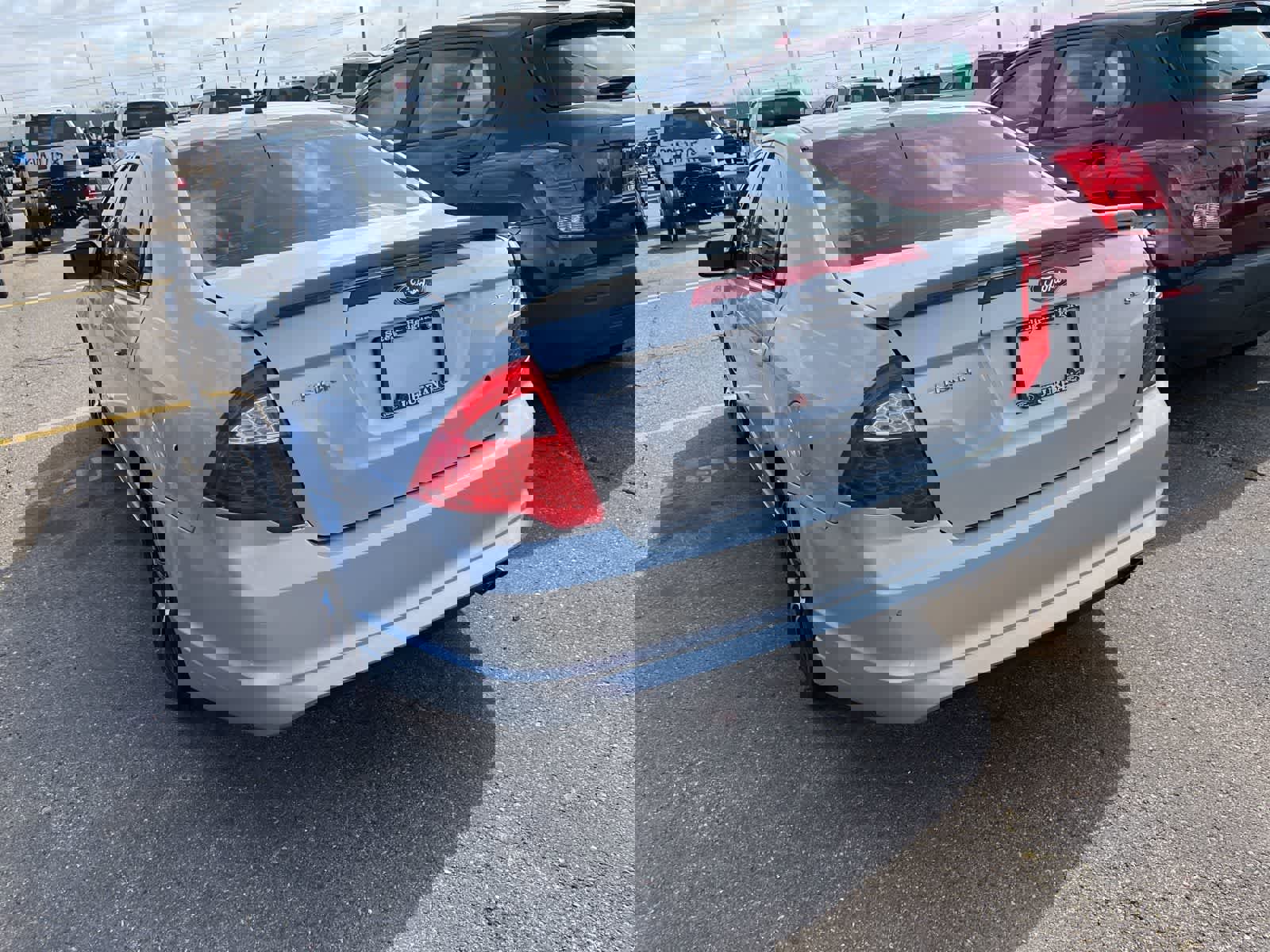 Used 2010 Ford Fusion SE image 10