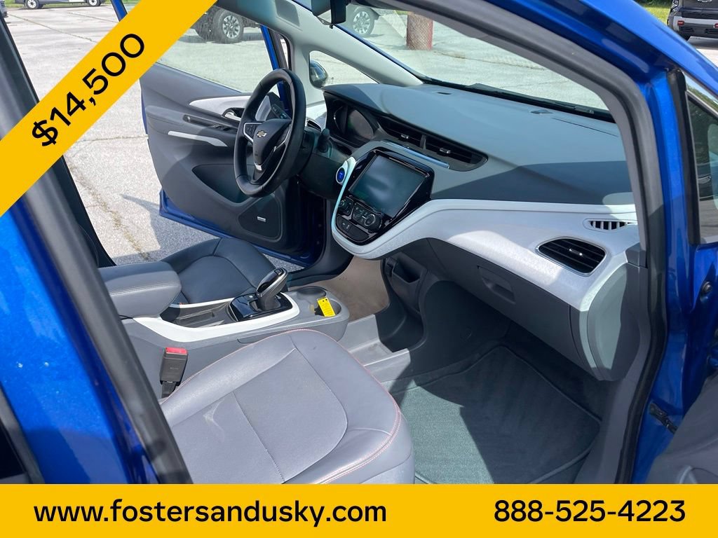 Used 2017 Chevrolet Bolt Premier w/ Driver Confidence II Package FWD image 19