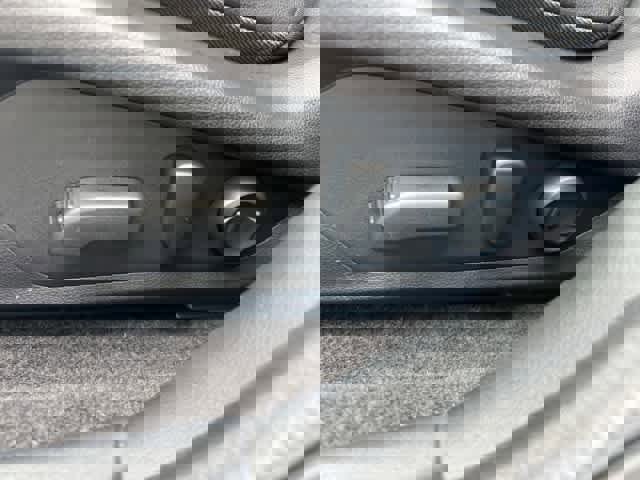 Certified 2025 Subaru Crosstrek 2.5i Limited w/ Crosstrek Mirror Package image 15