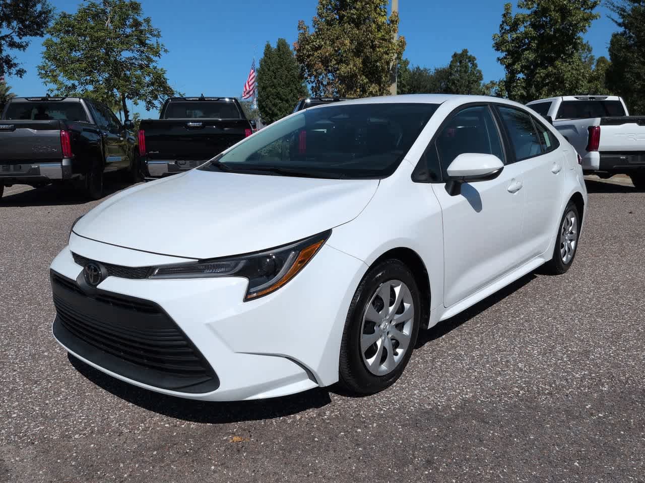 Certified 2024 Toyota Corolla LE FWD image 2