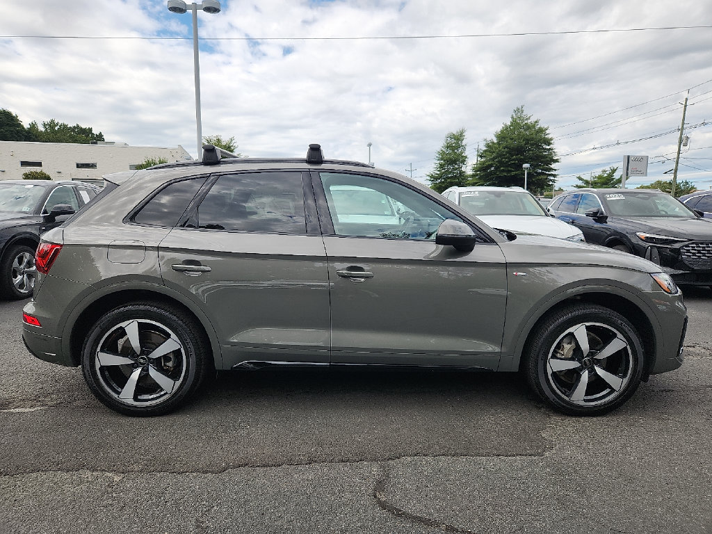 Used 2023 Audi Q5 2.0T Premium Plus w/ Premium Plus Package AWD/4WD image 13