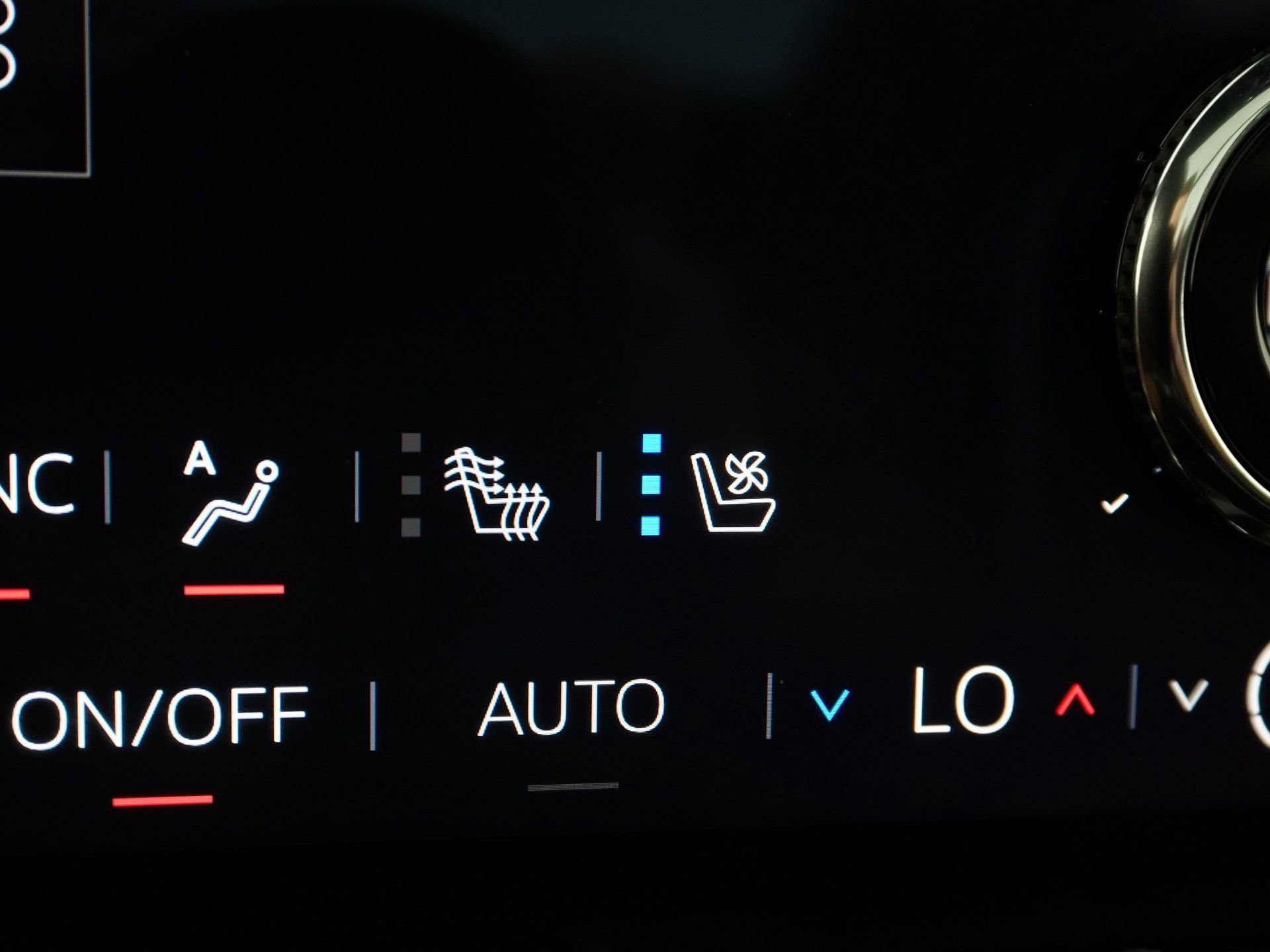 Used 2026 GMC Yukon XL AT4 Ultimate image 26