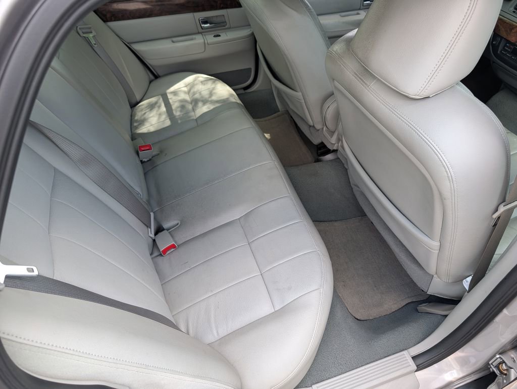 Used 2005 Mercury Grand Marquis LS RWD image 17