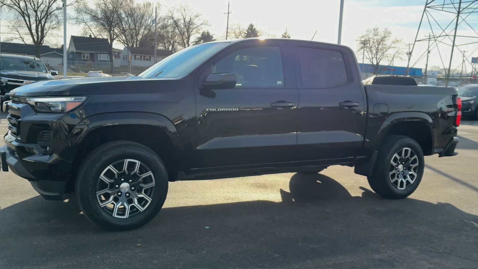 Used 2023 Chevrolet Colorado LT w/ LT Convenience Package III image 6