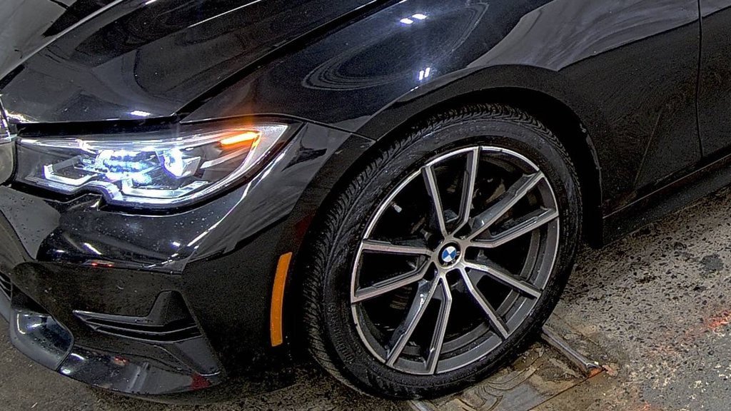 Used 2019 BMW 330i xDrive Sedan AWD/4WD image 8