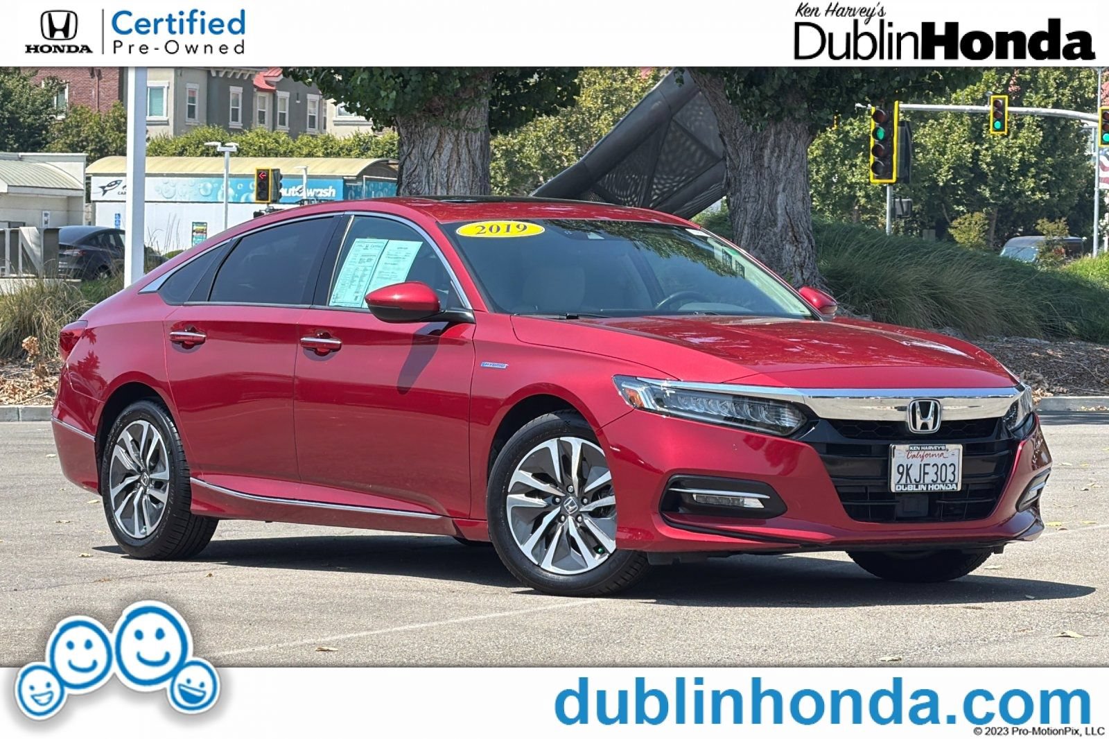 Used 2019 Honda Accord Touring video 1