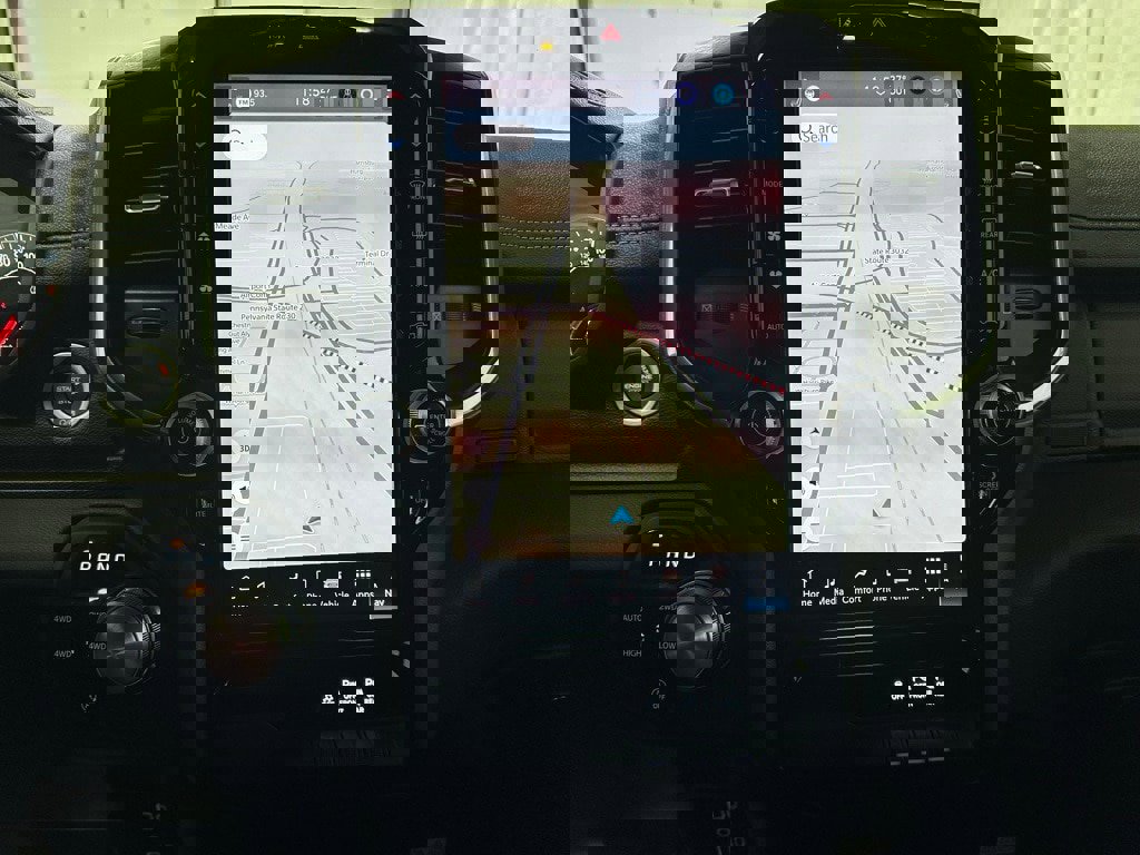 Used 2025 RAM 1500 Laramie image 26