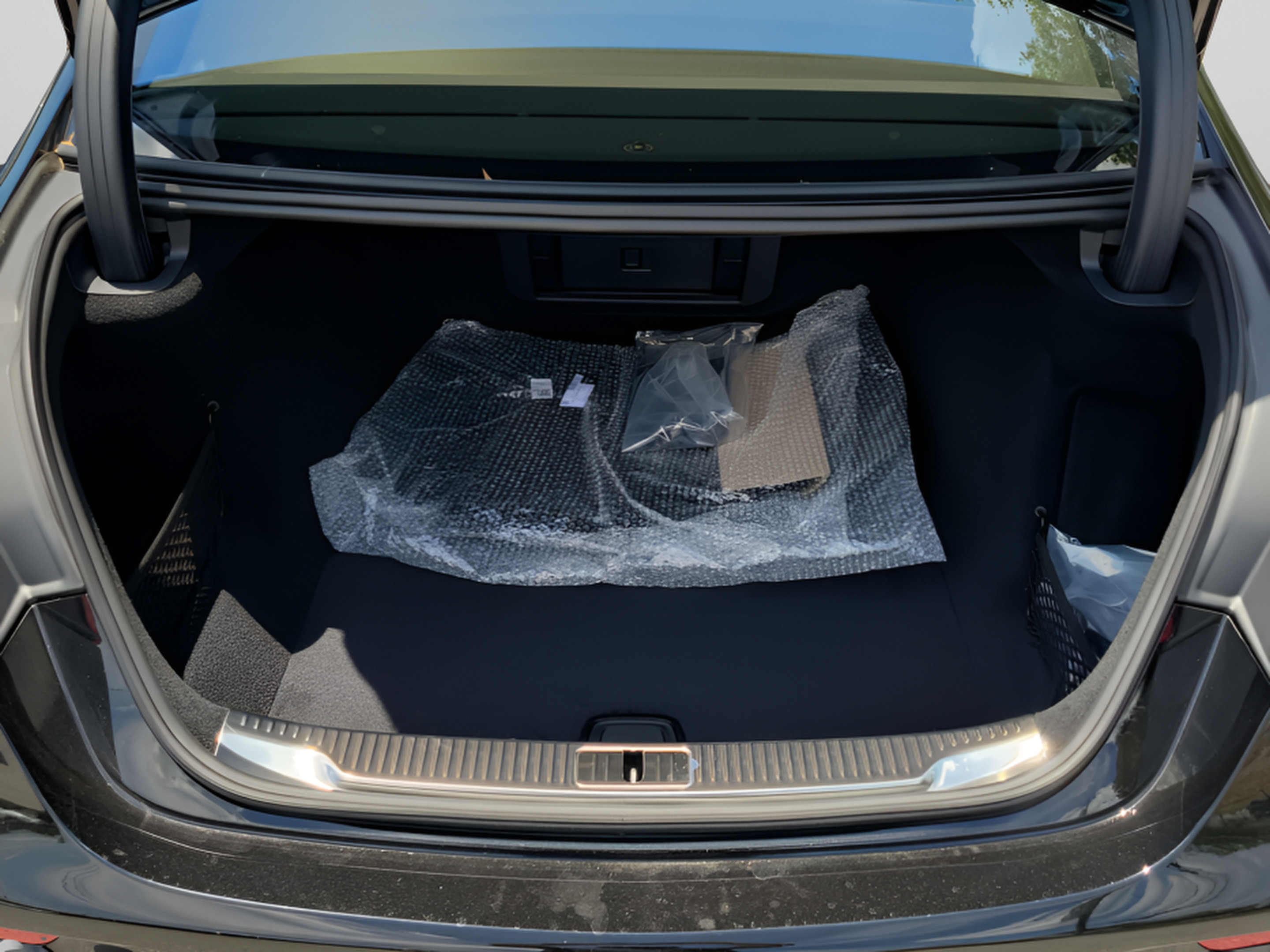 New 2026 Mercedes-Benz S 500 4MATIC image 5