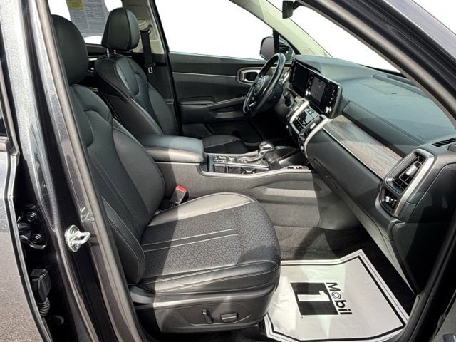 Certified 2023 Kia Sorento X-Line EX AWD/4WD image 10