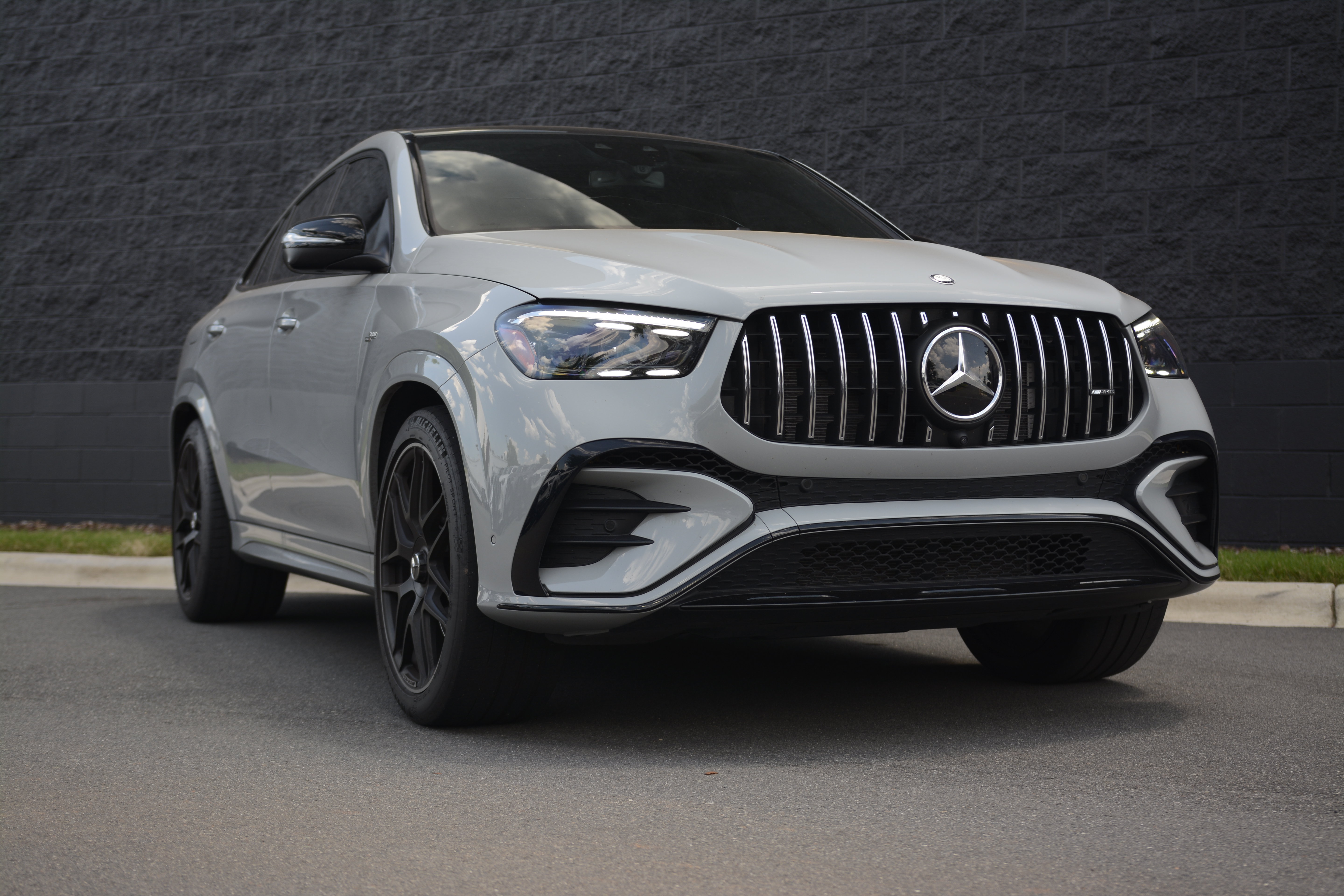Used 2024 Mercedes-Benz GLE 53 AMG 4MATIC Coupe image 9