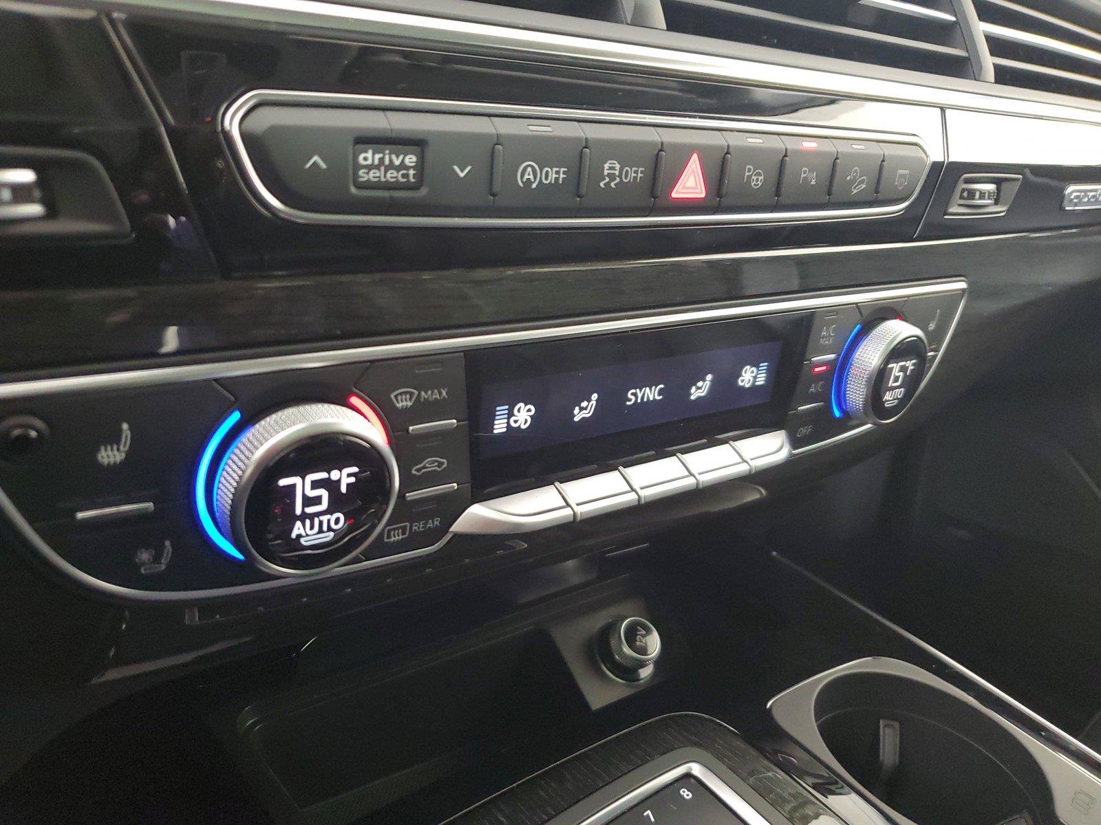 Used 2019 Audi Q7 3.0T Prestige w/ Prestige Package AWD/4WD image 29