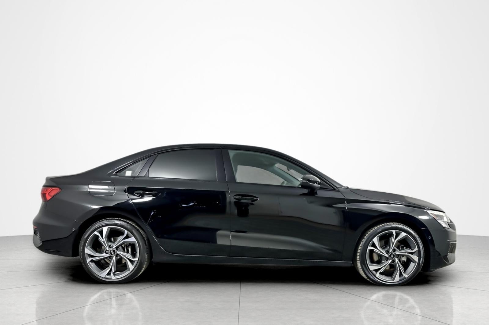 Used 2023 Audi A3 2.0T Premium w/ Convenience Package AWD/4WD image 6