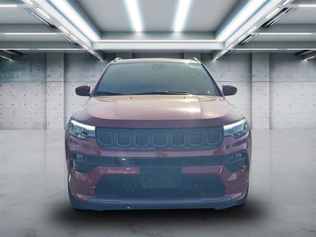Used 2022 Jeep Compass Limited w/ (RED) Package image 3