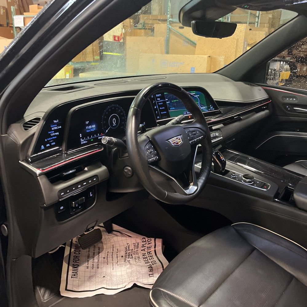 Used 2024 Cadillac Escalade Sport w/ Touring Package AWD/4WD image 25
