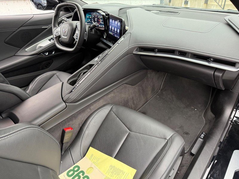 Used 2023 Chevrolet Corvette Stingray Coupe w/ Z51 Performance Package image 12